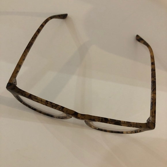 Blue Light Blocking Glasses - Picture 2 of 4